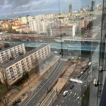 Апартаменты Wola Tower Apartament Варшава